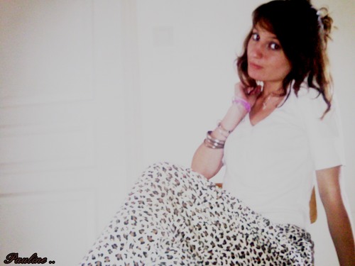 PaulineMbaba's profile picture. 