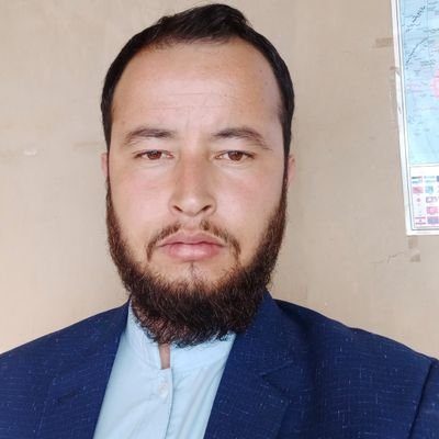 در جستجوی معنا، توسعه گرا، ملی گرا، عاشق طبیعت🌲🌻، علاقه مند به سیاست، فلسفه و هنر