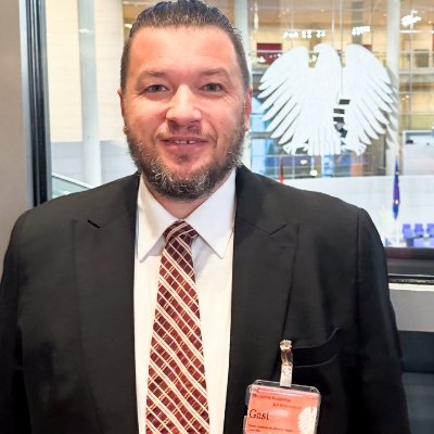 Außerparlamentarischer Hinterbänkler