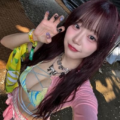 {RP} 1999, The perfect mix of sexy and cute. Don't let her sweetness fool you, 𝙅𝙚𝙚𝙬𝙤𝙣 has a spicy side! #'𝓒𝓲𝓰𝓷𝓪𝓽𝓾𝓻𝓮🎀