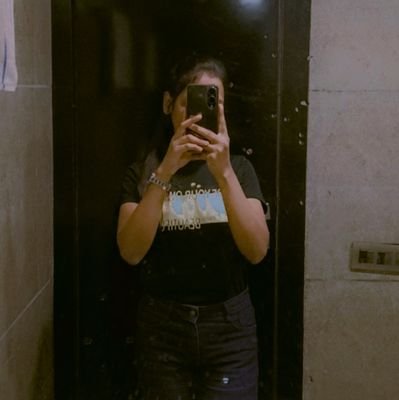 Aree_Yadavg's profile picture. आइएं आपका इंतज़ार हैं 🌼