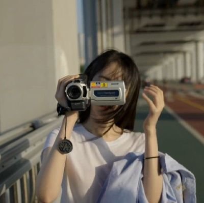 stvryy_kang's profile picture. – ☆ stay in the middle like you a little  ︵ ✿