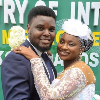 Honeypour07's profile picture. Mrs P💍💝 An Ecologist 🌎🗺️📚 A seamstress✂️👗📏⚙️ A business tycoon👔👞 📿 Life is so short...but you have to make it sweet! 😘💋