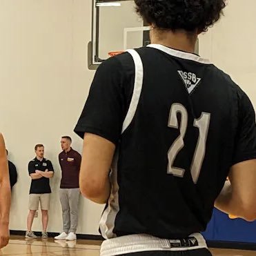 2amdashh's profile picture. 