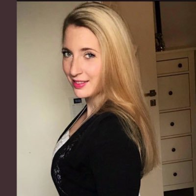 Recovered Clickbait C*nt. UK Lesbian Writer @AfterEllen @HuffPost @Pride_site Curve HereMedia DIVA @PinkNews+ Ghostwriter, GC Activ-ish. Opinions once owned.