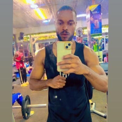 chimaachonwa's profile picture. LOVE ONE ANOTHER AS CHRIST LOVED US. Working on @achodigital #Husband #Father #Entrepreneur #Athlete #Arsenal