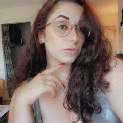 MsRebeccaZoe's profile picture. It’s ya girl, B. • עם ישראל חי • M.S.Ed
