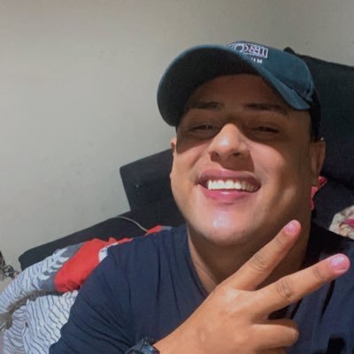 thhhret's profile picture. 777