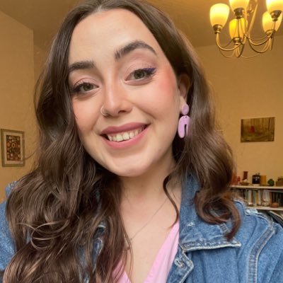 🏴 🏳️🌈 she/they | theatre maker | founder @bol_she | currently: Iphigenia Yn Sblot @shermantheatre
