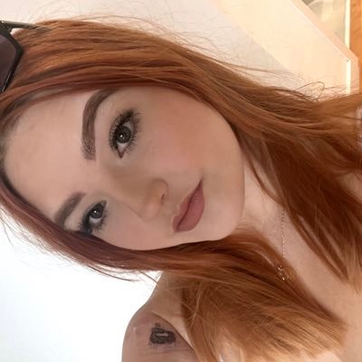 livhelmigrace's profile picture. somersault queen🧜🏻‍♀️