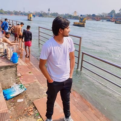 VishalY73709681's profile picture. Success is actual Revenge ( MS DHONI & CSK )
Proud to be Indian 🇮🇳🇮🇳