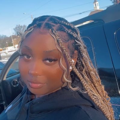 preeeeciouss's profile picture. 