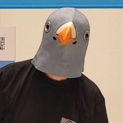 愛知県在住。　
CBCラジオのリスナー、電書鳩です。それほど読まれたりしてませんが……　

【 追加情報 】：皆さま、沢山の〝いいね〟を付けて頂いて感謝しておりますが、
私自身は大喜利のお題などに付ける程度で「見ましたよ」的には〝いいね〟を押しません事を御了解いただきたいと思います