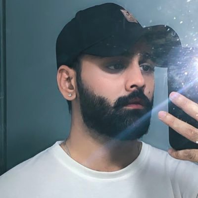 TfHussnain's profile picture. فک واٹ پیپل تھنک.