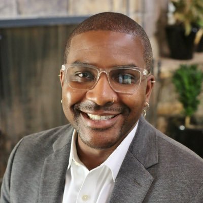 (he/him) Asst. Prof of Africana Studies, Urban ed, ITP, gender studies; Black ed historian, guncle, brother, friend @GC_CUNY Tweets are mine 🙏🏾❤️🖤💚🏳️🌈