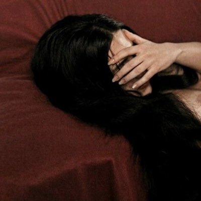 ليس كُل ماأكتُبه أعيشه