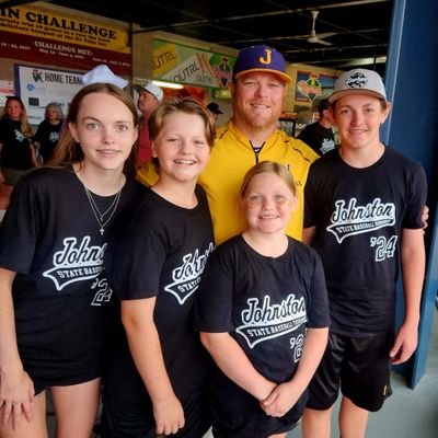 Father of 4. Husband. Educator. Coach. Believer. Passenger on life's journey. State Champion Baseball Coach X 3: 🏆('20) 🏆('22) 🏆('23). #RollDrags