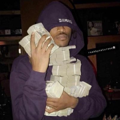 EazziK's profile picture. gwdp.