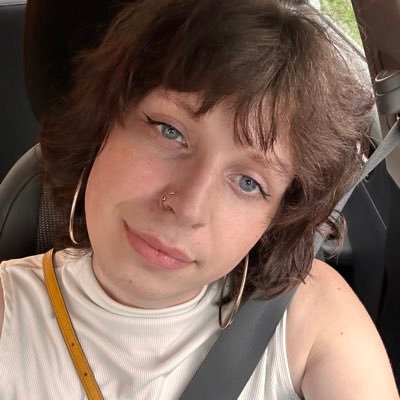neuroqueerfemme's profile picture. 26