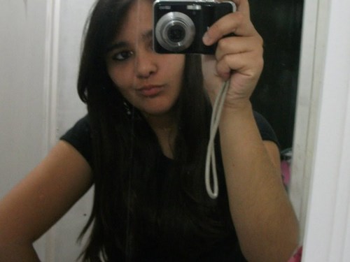 Eu quero só vc,eu quero só vc não importa oq vão dizer  ♪
Prazer peixiana,15,colorada & Gaúcha.      N.O.V.I.N.H.A  ♪