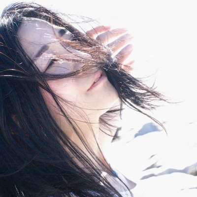 oruhamodel's profile picture. アートモデル🦋おるは🦋と申します。
#デッサンモデル  #クロッキーモデル 🎨  #ポートレートモデル  #撮影会モデル  #被写体 📸
都内にて活動
オトナの艶やかさや雰囲気のある世界観を大事に✨
一緒にアーティスティックな作品を創ってくださる方お待ちしています❤️
歌・ダンス・朗読なども嗜みます🍀