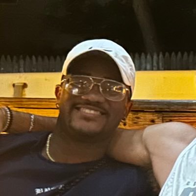 Just be a good person:) Check out my YouTube Channel! https://t.co/ktE3eUSgHB… TikTok: saviepooie
