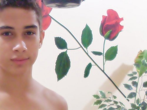Ousado,Feliz,Gatinho e filho de Deus!