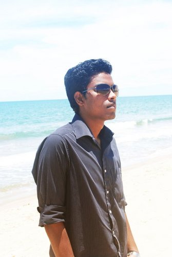 ravi_chandranB's profile picture. Designer