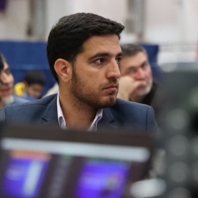 فعال ادوار دانشجویی
کارشناس ارشد روابط بین الملل
مبتلا به توئیتر