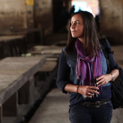 Directrice de la rédaction de @TV5MondeInfo @ESJLille @PrixBayeux 2010. Paris, Rome, Kaboul, Tunis, Paris. Ex@LCI Ex-I-Télé.