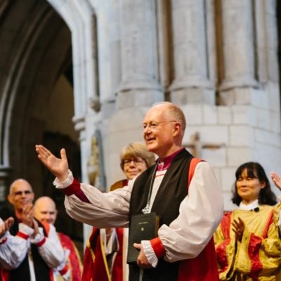 English-born, Scots-heritage, Indian-raised 3CK; husband, dad, CofE deacon, priest, Bishop of Woolwich: passionate for God, Macs, the arts, Aotearoa/NZ.