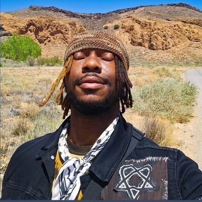 bedou_bedou's profile picture. *He lives his life
According to the stars
According to the pain, he attains
When he lies more
He's always gotta try hard
Like how I get to be such a misfit man*