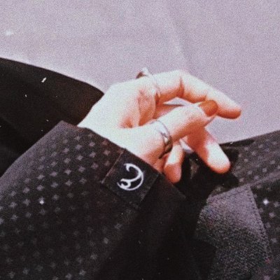 heraniy's profile picture. Di suatu tempat terpencil yang belum ada di peta.