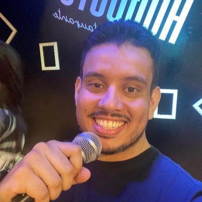 Ativista de twitter, não tem insta, progressista e minimalista. Os comentários, curtidas e discussões deste perfil, não significam por si só, que eu seja assim
