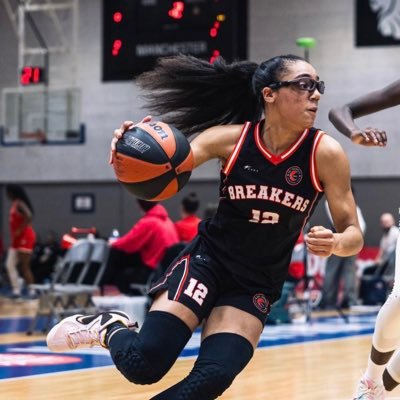 athena thompson Profile