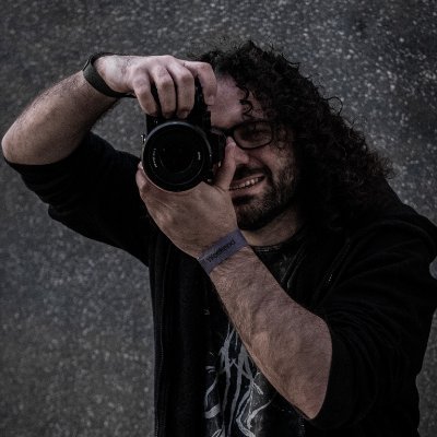 Photographer (IG: salraiphotos), shooting with Lumix S5IIx
Bassist w/ Some Strange Glider.
Next con: MCM Brum, MegaCon London
@adamsalnorth.bsky.social