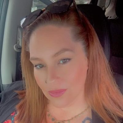 Hey loves I do sell content so hmu and tell me what you look like to see 😘
