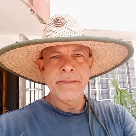 coperito65's profile picture. La Patria esta preñada, quien la ayudara parir, pa que se ponga bonita;