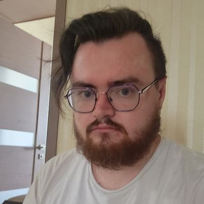 C++, CUDA, GPGPU, Python, Pytorch, Triton, LLM, свой форк vLLM, научный сотрудник, индекс хирша 3, дипломированный астрофизик и теорфизик (безработный)