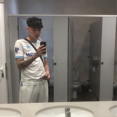 vesinho_a's profile picture. 🦅 / 🙏🏽