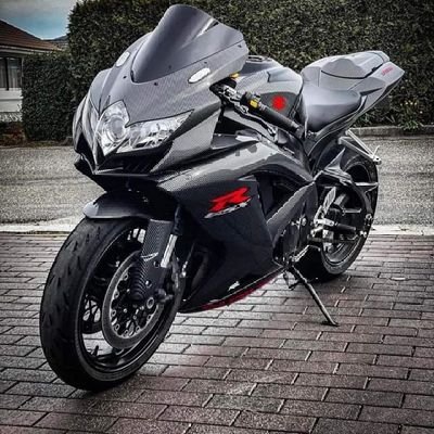 iam_msongi's profile picture. Add more...