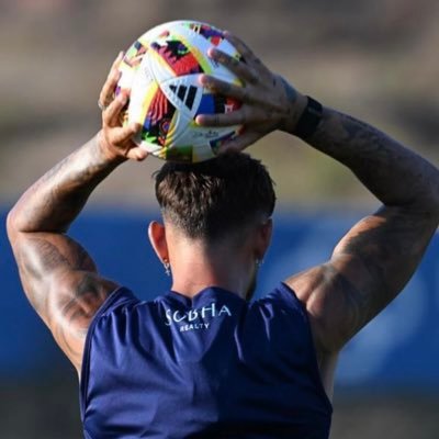 CyrilRef's profile picture. Official Football Ref / Sports Enthusiast / Gooner4ever