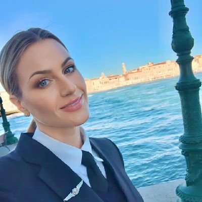 SARA_J_SKY's profile picture. Executive Jet Pilot and Contractor 💝
