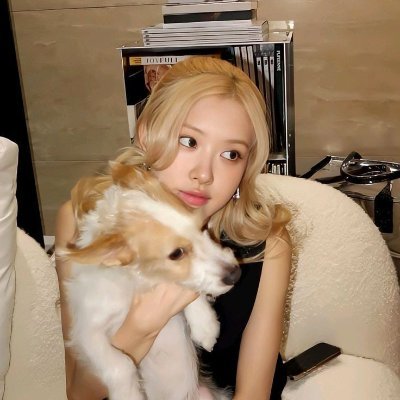 RosePIDS's profile picture. 