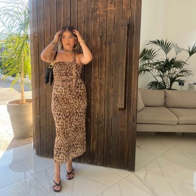 hokulani_nis's profile picture. 25 ♓️ | @l_u_k_e_22_ 💍