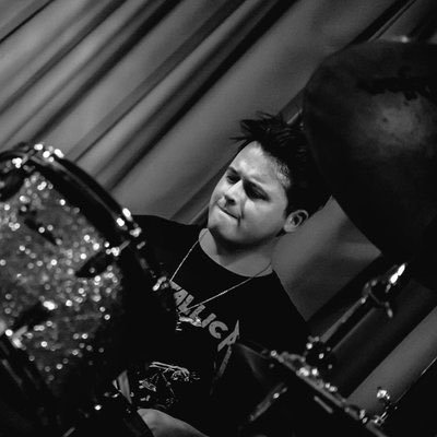 WhelanQuinn's profile picture. Time is money, money is power, power is pizza, and pizza is knowledge