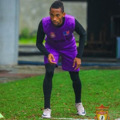 Professional Footballer @IkoroduCityFC