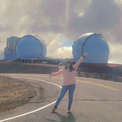 Astro PhD candidate @UHIfA /@keckobservatory | Likes spacey-wacey, dusty-rocky stuff & tools that image them | Caffeinated, chocaholic raconteur from Dubai