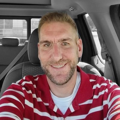 Texas Tech Alum, class of 2000, 2A Rights, Conservative, American Patriot, Colt Firearms fanatic, whiskey drinker, Red Raider. 🇺🇲 👆🏀🏈