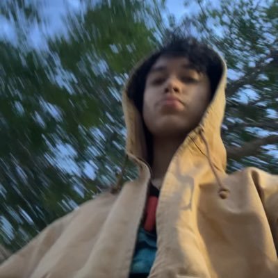 I am an artist and song writer like to remix and make original songs